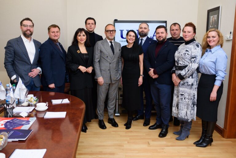 ПЕРШЕ ПРАКТИЧНЕ ЗАНЯТТЯ ВИЩОЇ ШКОЛИ ЛОБІЗМУ