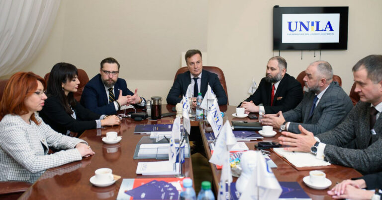 Практична зустріч Вищої школи лобіювання за участі Валентина Наливайченка